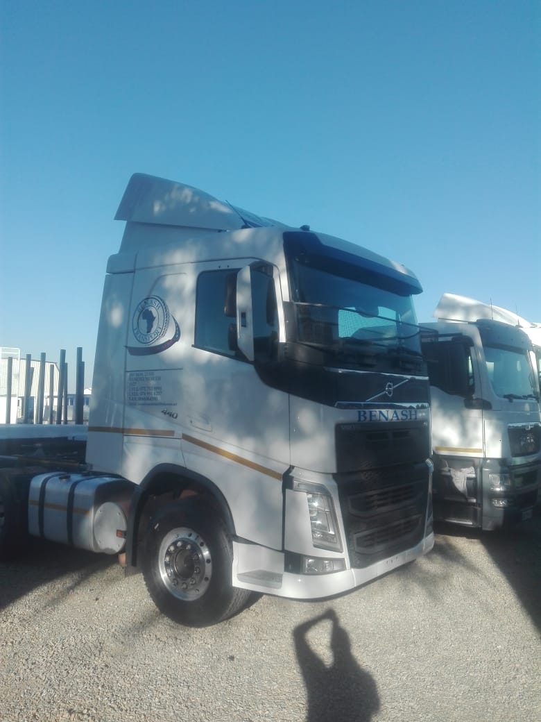 Heavy duty truck branding and logistics signage